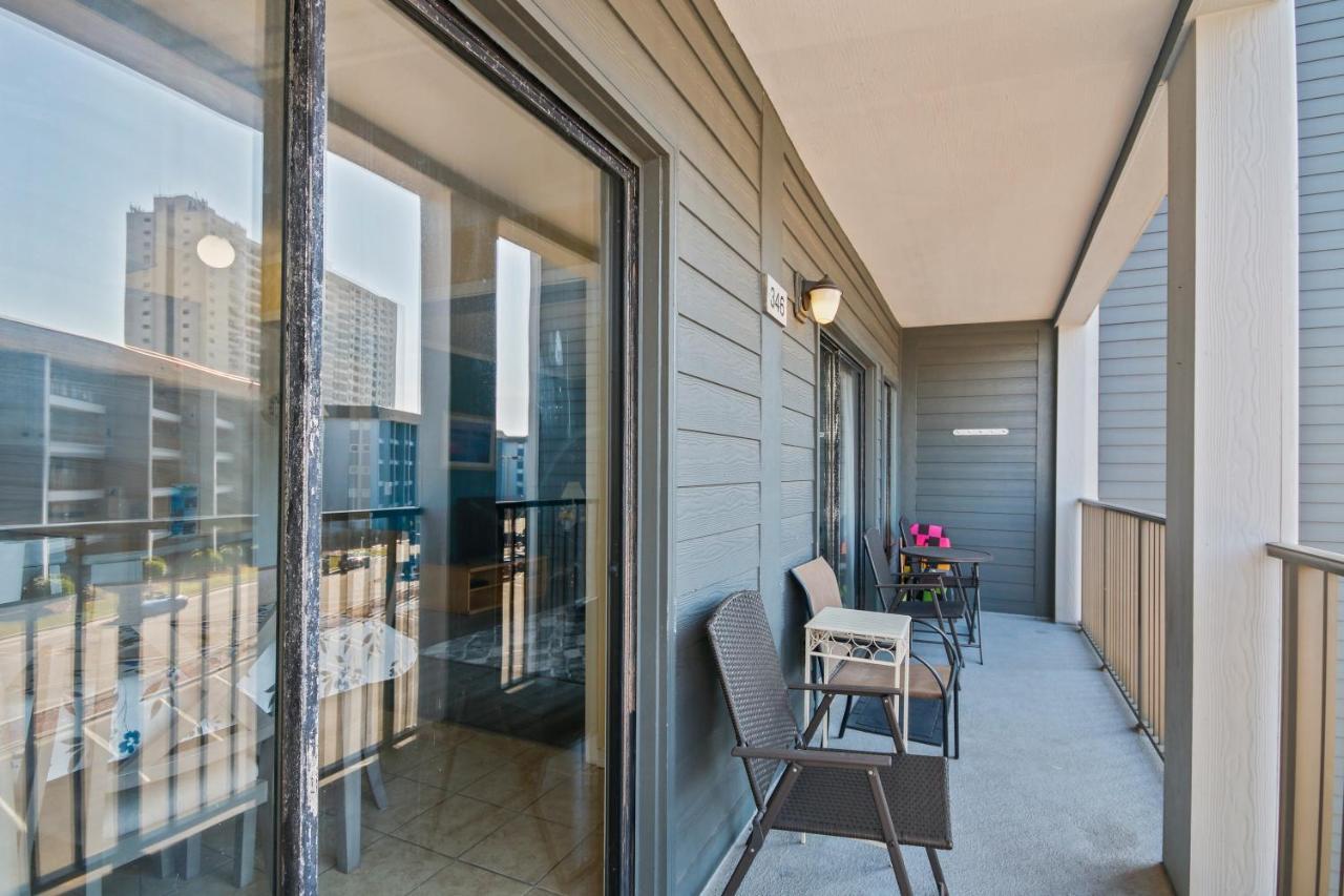 On The Beach 2 Bed 2 Bath 3Rd Floor Condo Миртъл Бийч Екстериор снимка