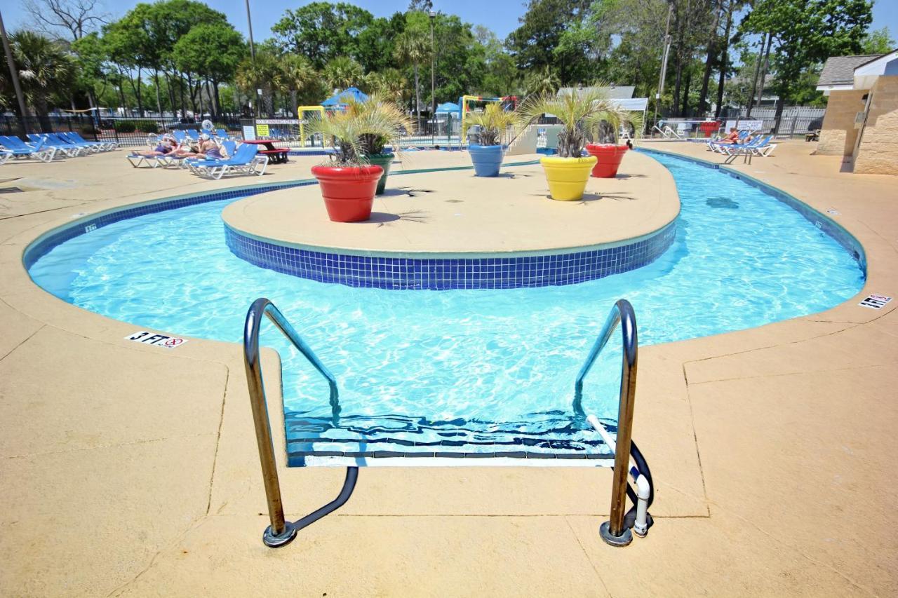 On The Beach 2 Bed 2 Bath 3Rd Floor Condo Миртъл Бийч Екстериор снимка