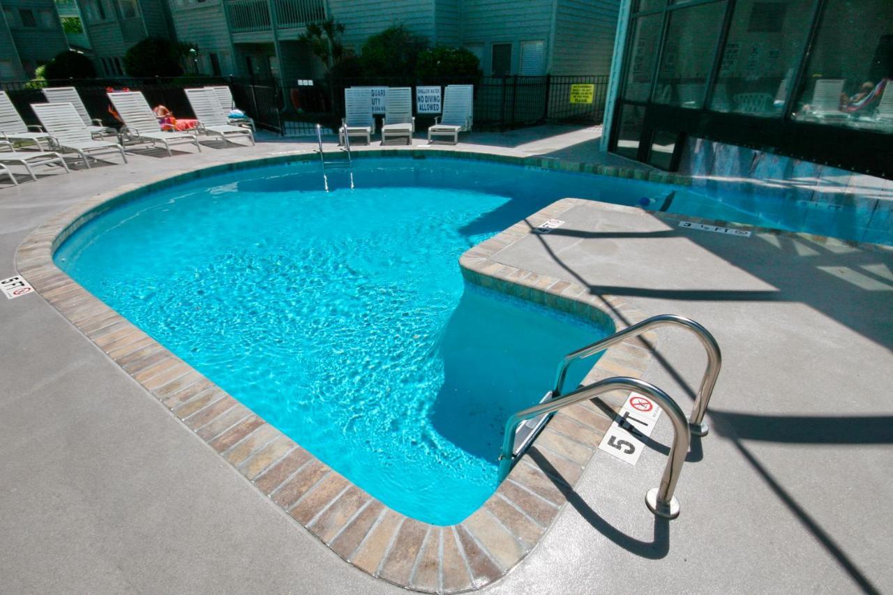 On The Beach 2 Bed 2 Bath 3Rd Floor Condo Миртъл Бийч Екстериор снимка